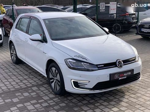 Volkswagen e-Golf 2020 - фото 10