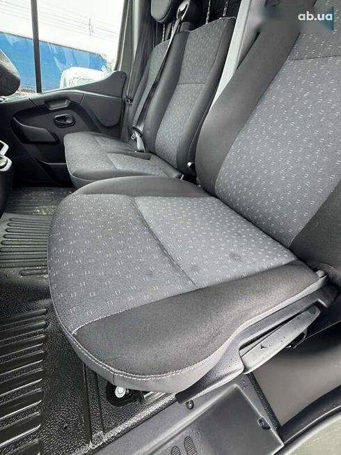 Opel Movano 2020 - фото 17