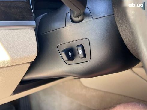 BMW 5 серия 2013 - фото 18