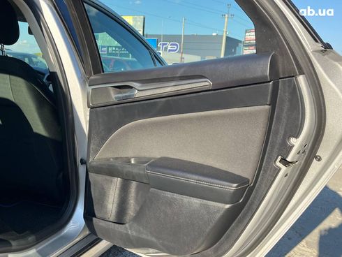 Ford Fusion 2019 серый - фото 34