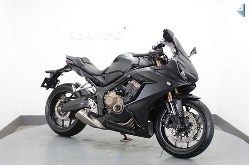 Honda CBR 400R 2019 - фото 4