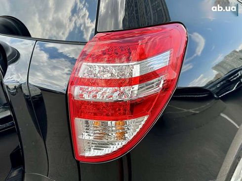 Toyota RAV4 2011 - фото 25