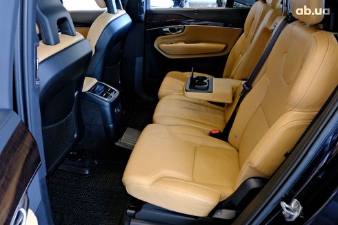 Volvo XC90 2017 черный - фото 8
