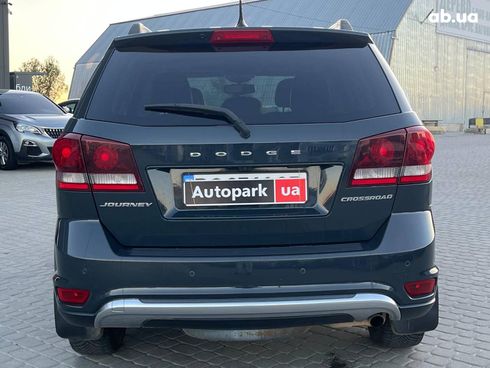 Dodge Journey 2016 серый - фото 8