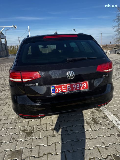 Volkswagen Passat 2017 черный - фото 18
