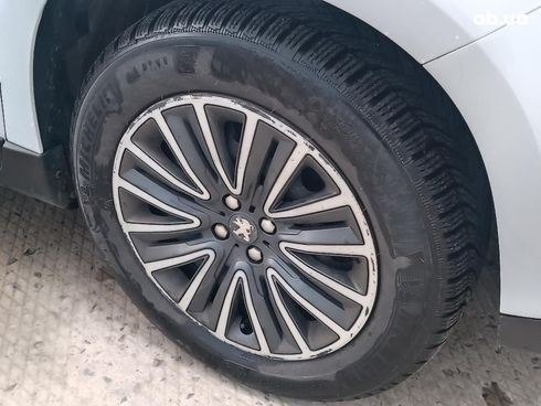 Peugeot 2008 2017 белый - фото 21