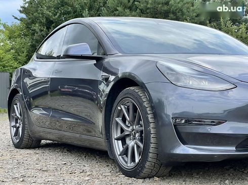 Tesla Model 3 2021 - фото 10