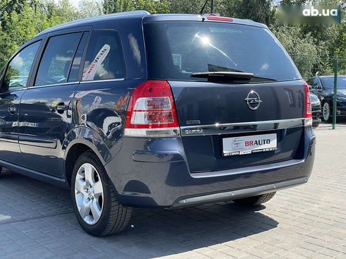 Opel Zafira 2010 - фото 18