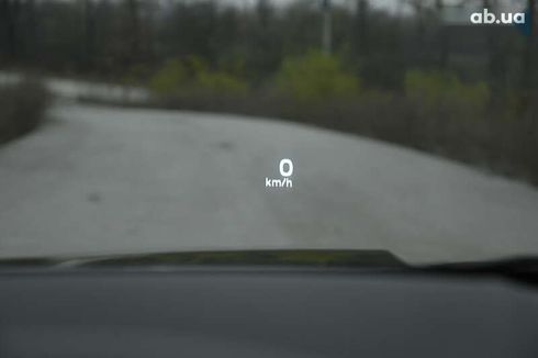 Mitsubishi Outlander 2023 - фото 30