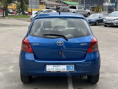 Toyota Yaris 2008 - фото 6