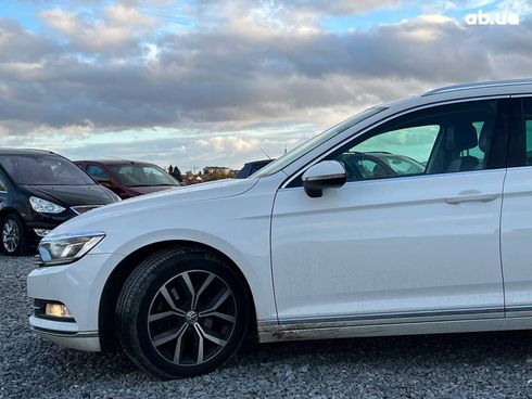 Volkswagen Passat 2016 белый - фото 3