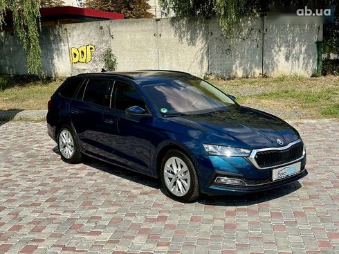 Skoda Octavia 2021 - фото 8
