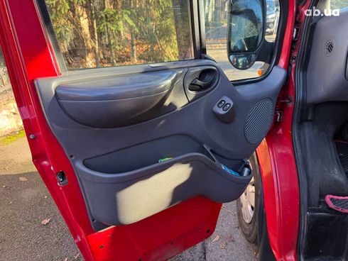 Ford Transit 2002 красный - фото 11