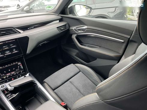 Audi E-Tron 2022 - фото 27