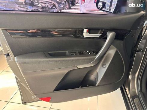 Kia Sorento 2013 - фото 11
