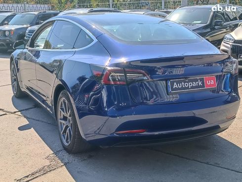 Tesla Model 3 2019 синий - фото 13