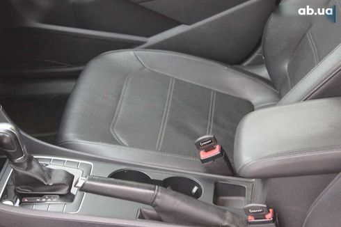 Volkswagen Passat 2015 - фото 16