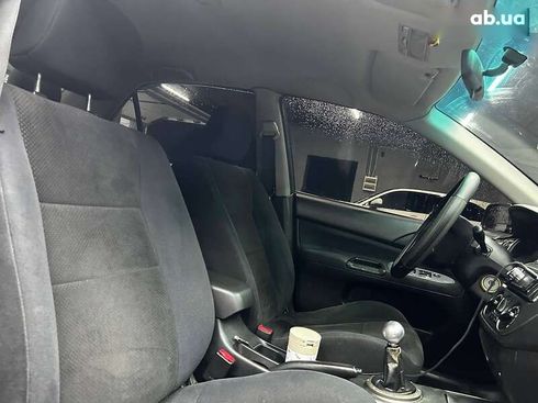 Mitsubishi Lancer 2006 - фото 12