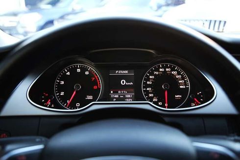 Audi A4 2013 - фото 17