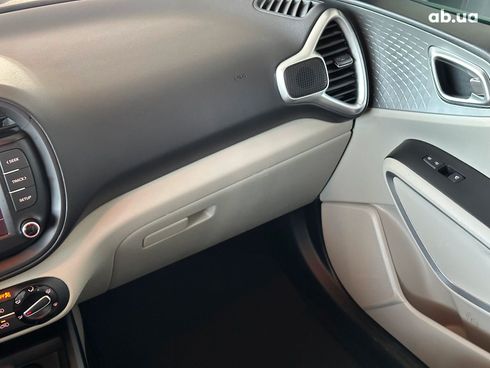 Kia Soul 2022 черный - фото 21