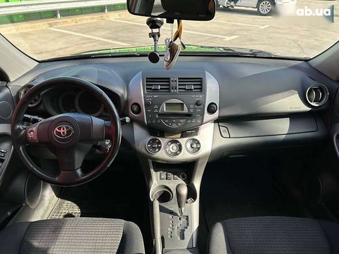 Toyota RAV4 2008 - фото 13