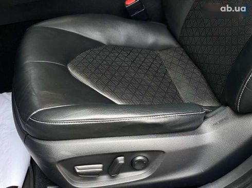 Toyota Camry 2020 - фото 29