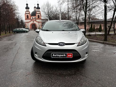 Ford Fiesta 2012 серый - фото 4