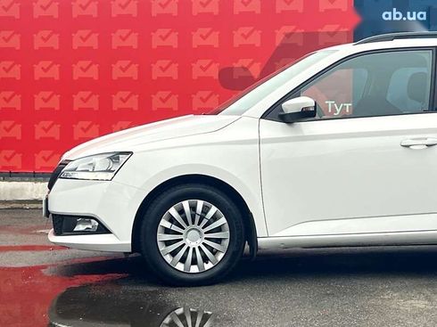 Skoda Fabia 2021 - фото 11