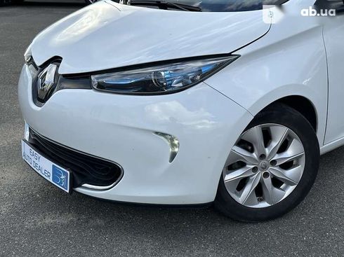 Renault Zoe 2016 - фото 10