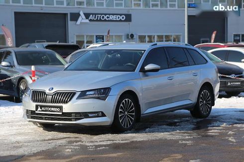 Skoda Superb 2015 - фото 3