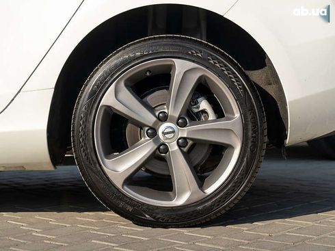 Volvo V40 2017 - фото 12