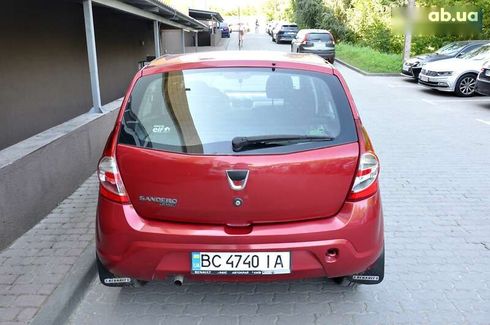 Dacia Sandero 2010 - фото 10