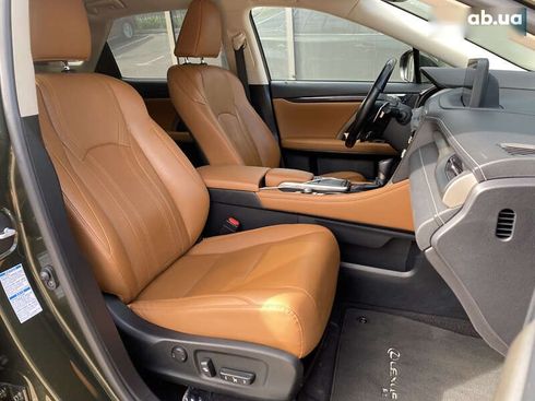 Lexus RX 2021 - фото 11