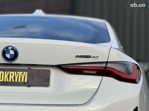 BMW i4 2022 - фото 25