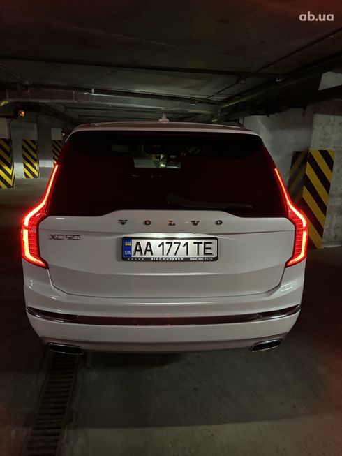 Volvo XC90 2019 белый - фото 11