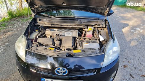Toyota Prius 2010 черный - фото 18