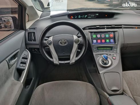 Toyota Prius 2010 серый - фото 32
