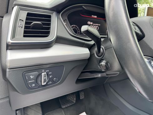 Audi Q5 2020 серый - фото 22