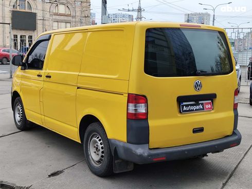 Volkswagen T5 (Transporter) 2011 желтый - фото 7