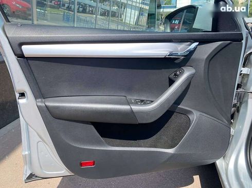 Skoda Octavia 2020 - фото 20