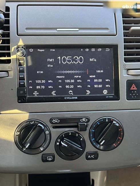 Nissan Tiida 2008 - фото 18