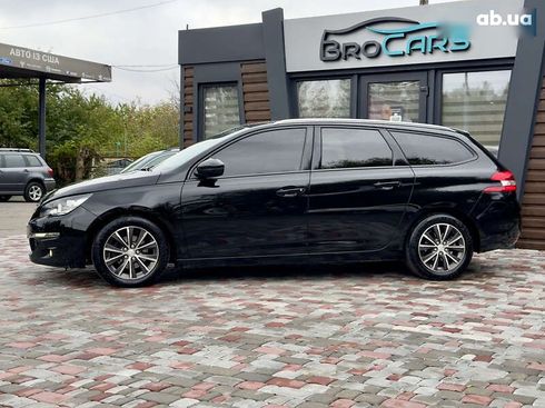 Peugeot 308 2015 - фото 4