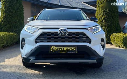 Toyota RAV4 2020 - фото 2