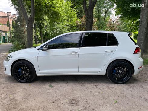 Volkswagen e-Golf 2017 белый - фото 21