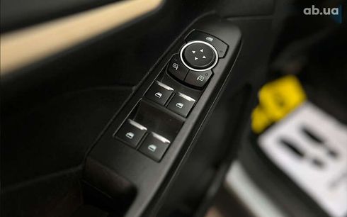 Ford Escape 2021 - фото 17