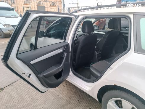 Skoda Octavia 2014 белый - фото 94