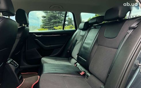 Skoda Octavia 2017 - фото 10