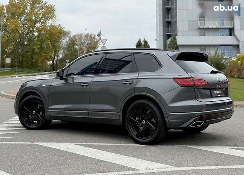 Volkswagen Touareg 2023 - фото 10