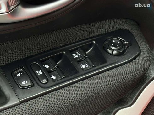 Jeep Renegade 2019 - фото 28