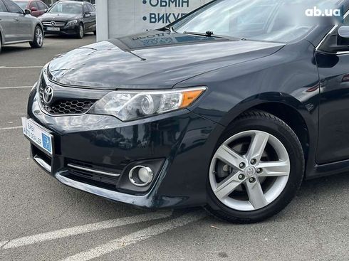 Toyota Camry 2013 - фото 9